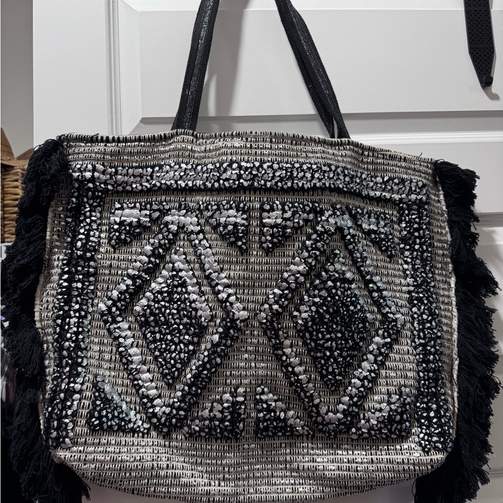 American and Beyond Silver Foiled Zippered Multi-Purpose Tote -Lightly Used $30